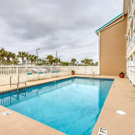 Apartamento Crystal Sands 210A